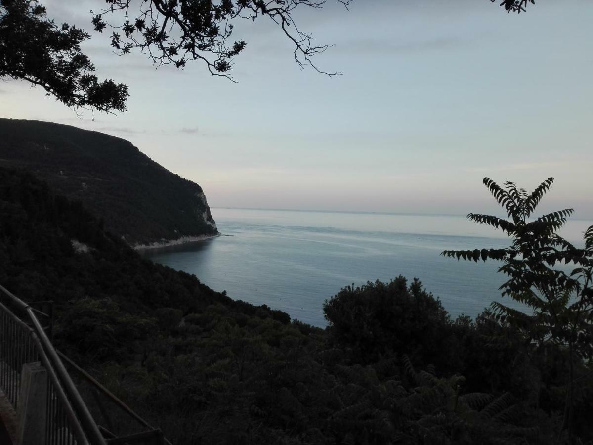 Affittacamere Villa Zelinda Sirolo Exterior foto