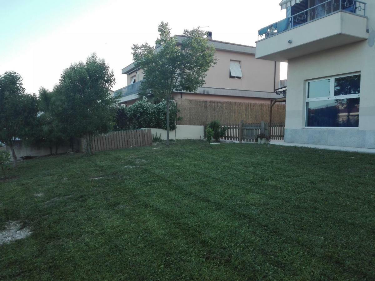 Affittacamere Villa Zelinda Sirolo Exterior foto