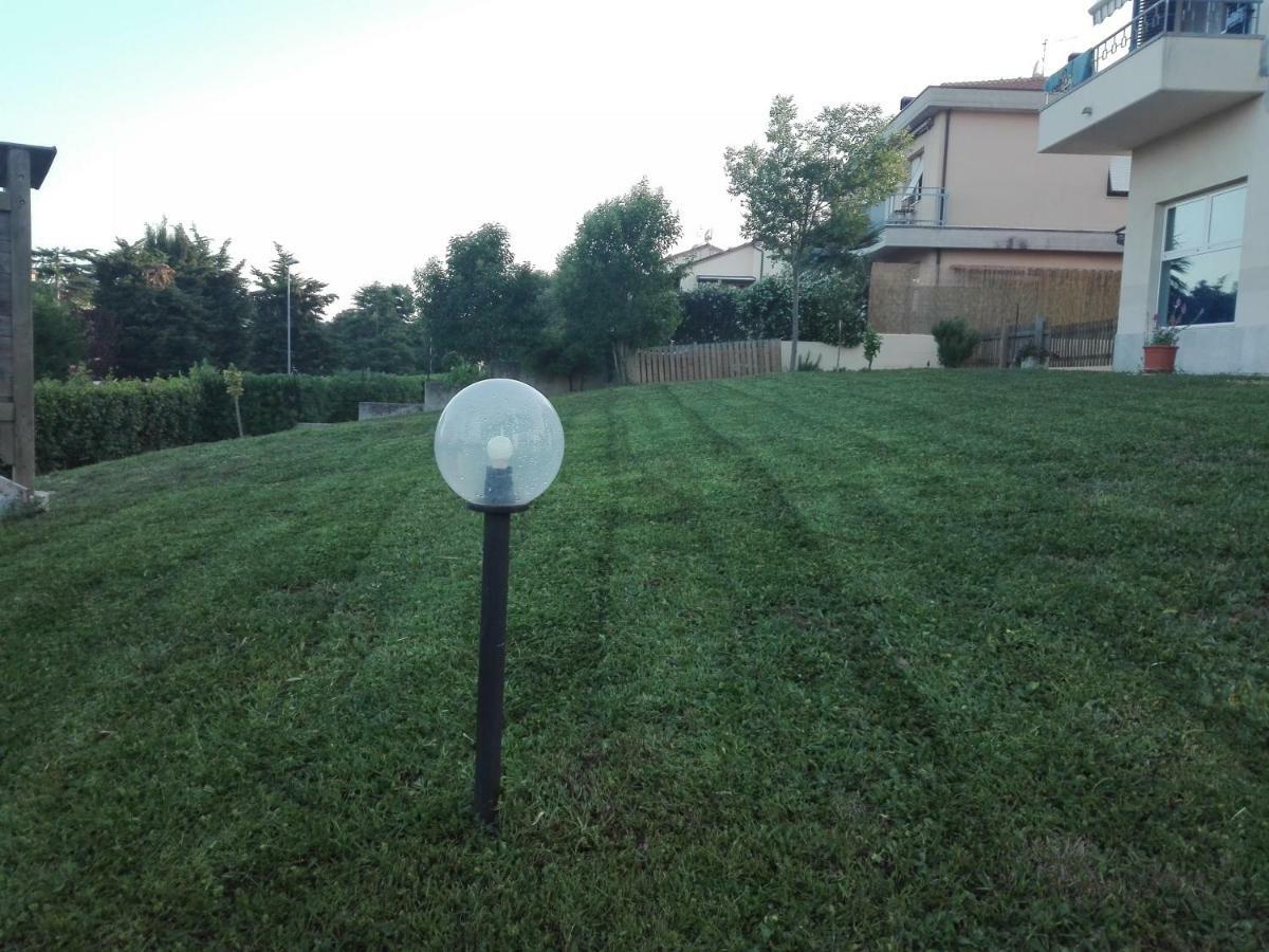 Affittacamere Villa Zelinda Sirolo Exterior foto
